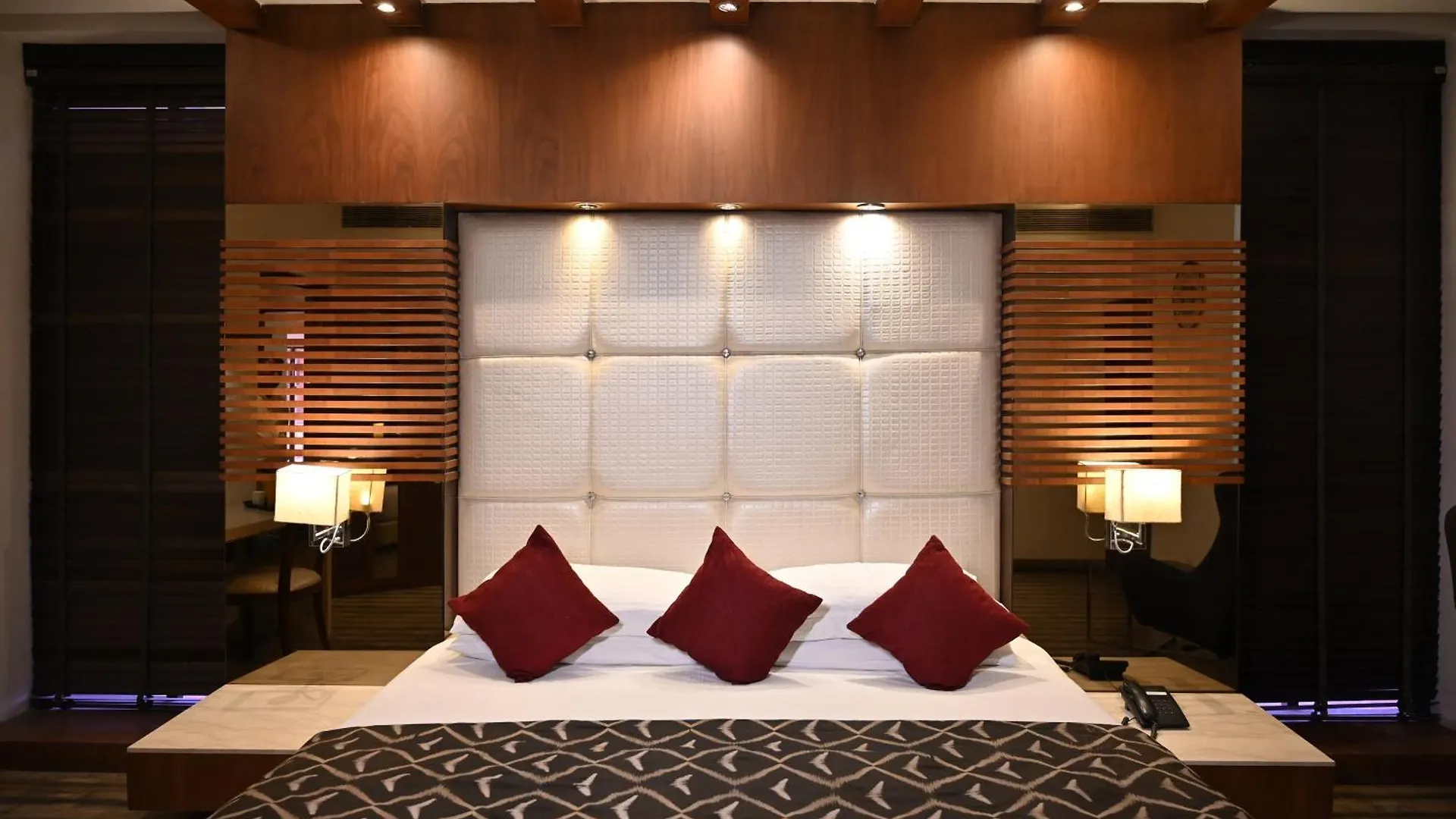 Club Florence Gurgaon 0*,